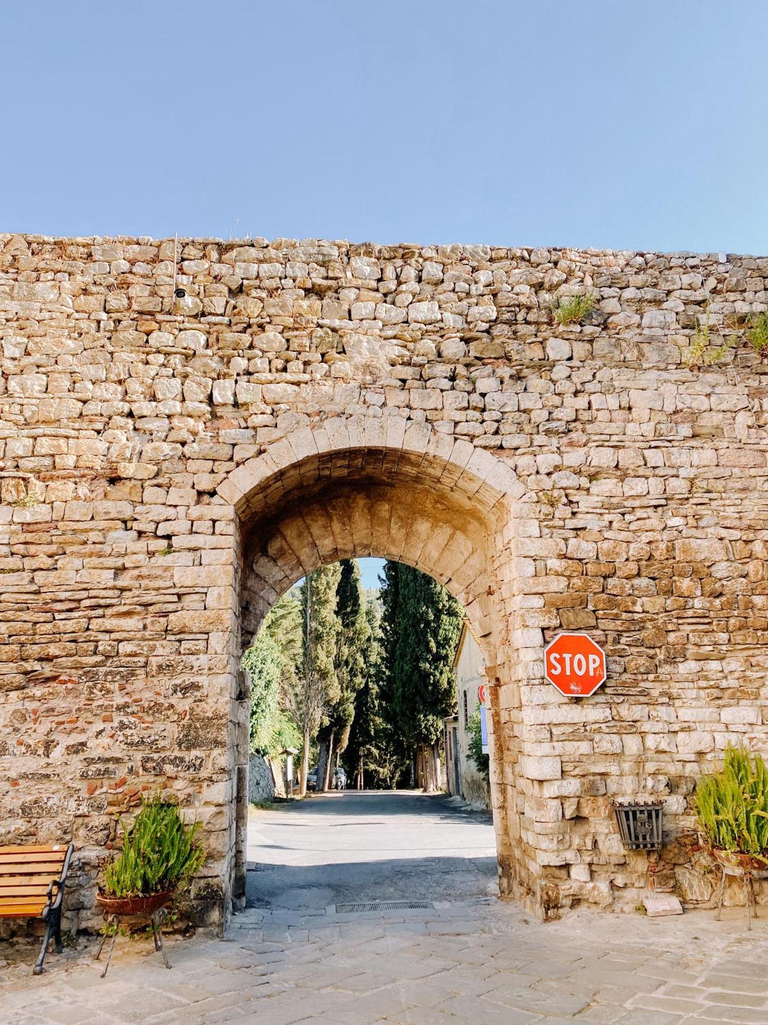 La Casa Nel Castello E Il Giardino Segreto Villa Suvereto Exterior foto