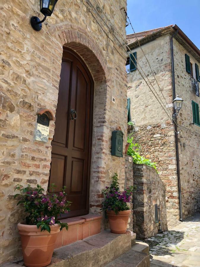La Casa Nel Castello E Il Giardino Segreto Villa Suvereto Exterior foto